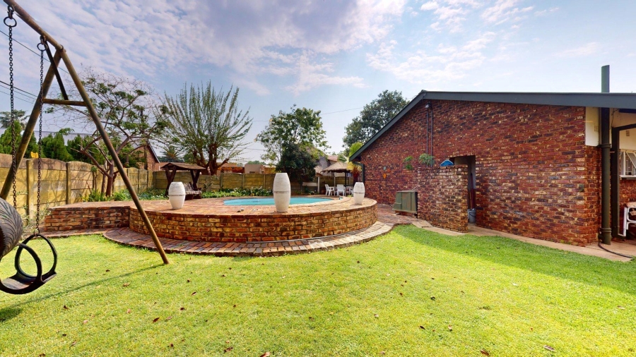4 Bedroom Property for Sale in Potchefstroom North West
